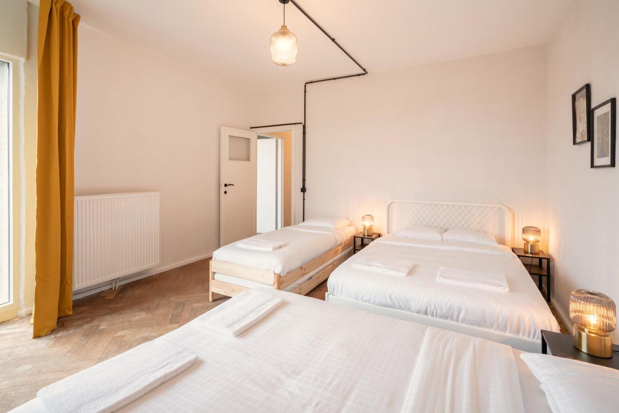 Two-Bedroom Apartments In The Heart Of Antwerpen Exterior foto